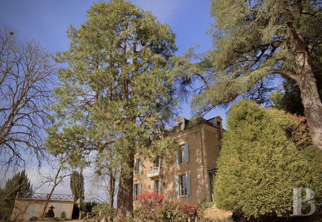 Au cœur de Sarlat, en Dordogne, une maison des années 20 entourée d’un grand parc - photo  n°50